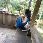 V